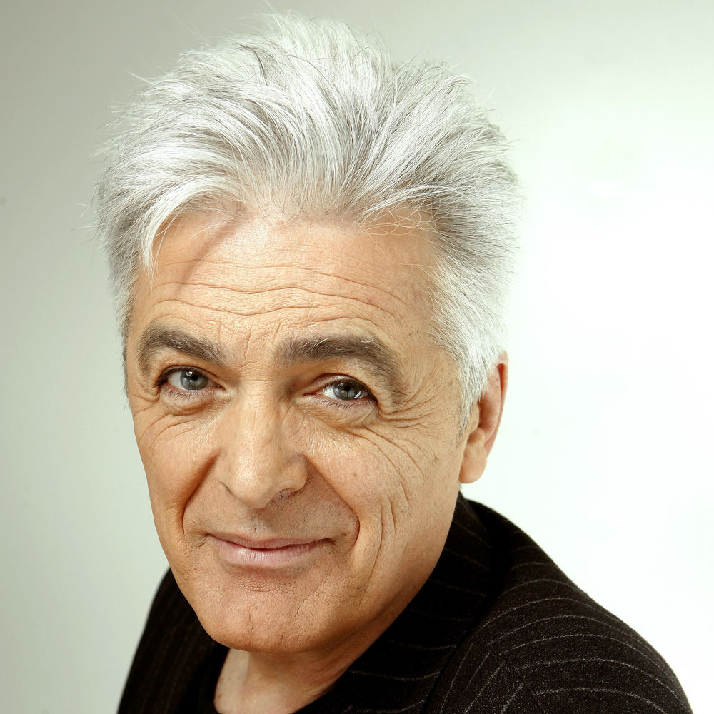 Daniel Lavouie